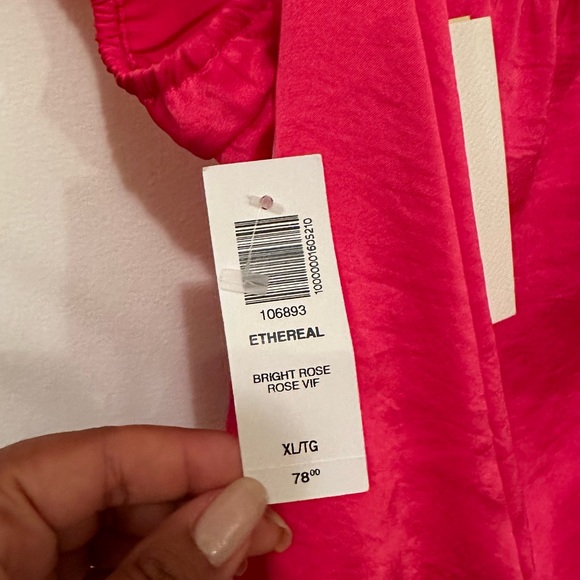 Wilfred Ethereal Satin Blouse NWT - Picture 10 of 10